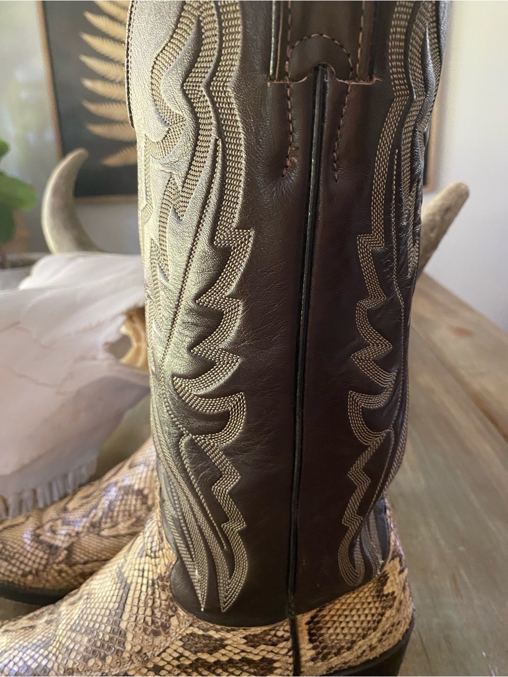 Vtg Justins Snakeskin Exotic Cowgirl Cowboy
Western Boots Womens 7D Tan Brown - Picture 5 of 7